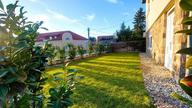 Eladó téglalakás, Gödöllőn 99.9 M Ft, 4 szobás