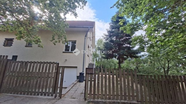Eladó ikerház, Pusztazámoron 120 M Ft, 4+1 szobás