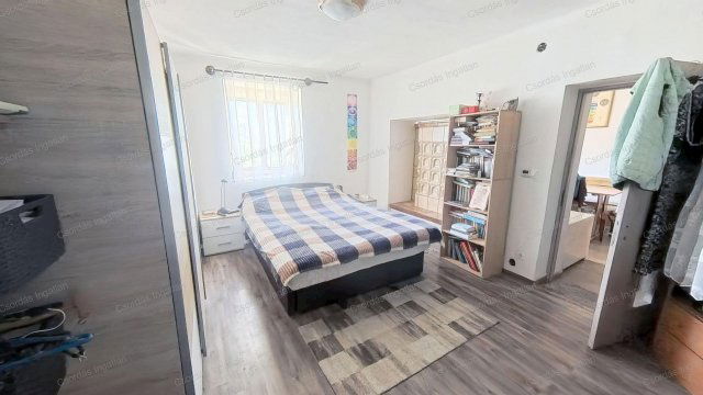 Eladó családi ház, Csajágon 75.9 M Ft, 5+2 szobás