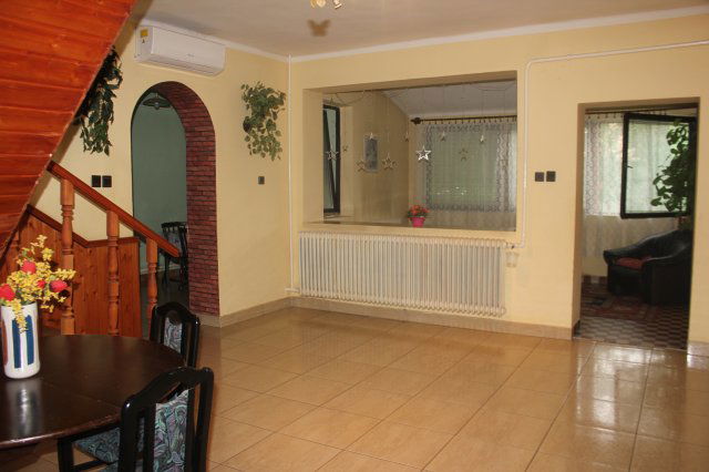 Eladó családi ház, Egyházaskeszőn 38 M Ft, 4 szobás