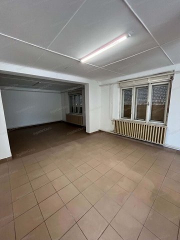 Eladó ipari ingatlan, Kecskeméten 299 M Ft / költözzbe.hu
