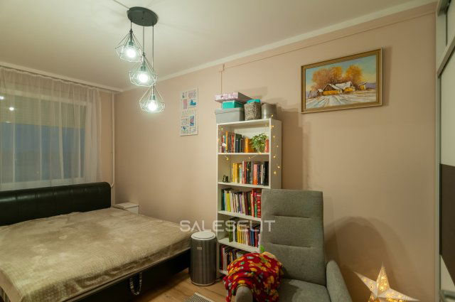 Eladó téglalakás, Debrecenben 73 M Ft, 2+1 szobás