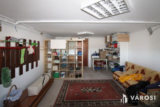 Eladó ipari ingatlan, Herenden 128 M Ft, 3+2 szobás