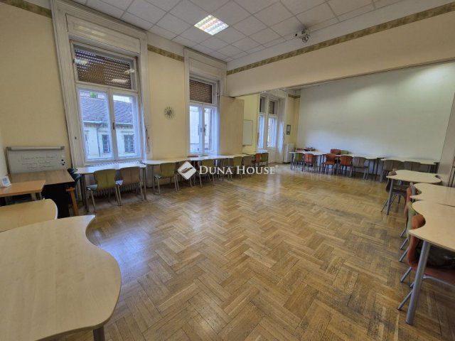 Eladó téglalakás, Budapesten, II. kerületben, Frankel Leó úton