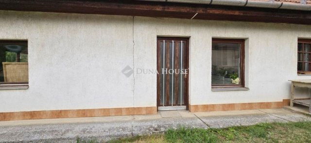 Eladó családi ház, Kókán 38.4 M Ft, 5 szobás