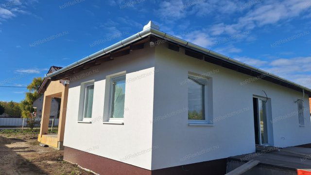 Eladó családi ház, Nagykátán 106 M Ft, 4 szobás