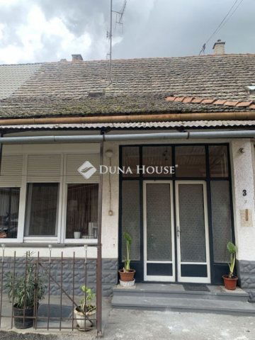 Eladó téglalakás, Tolnán 24.5 M Ft, 2 szobás