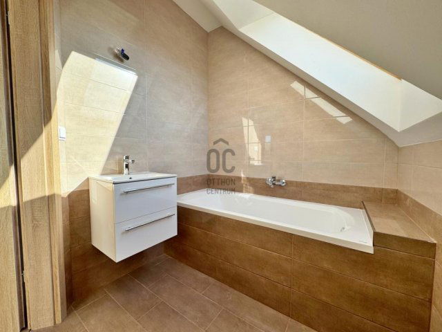 Eladó téglalakás, Budapesten, XIX. kerületben 120 M Ft, 3 szobás