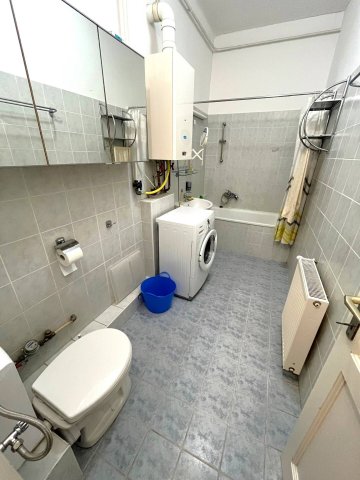 Kiadó téglalakás, albérlet, Pécsett 200 E Ft / hó, 1+1 szobás