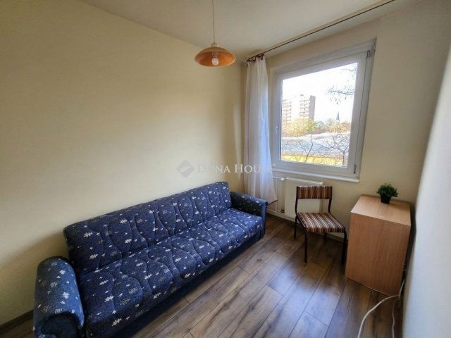 Eladó panellakás, Budapesten, IV. kerületben 69.9 M Ft