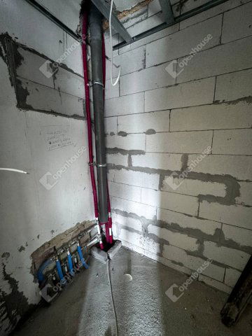 Eladó családi ház, Szomódon 65 M Ft, 9 szobás