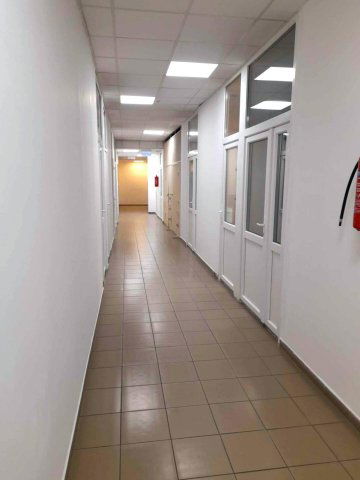 Kiadó üzlethelyiség, Ózdon 40 E Ft / hó / költözzbe.hu