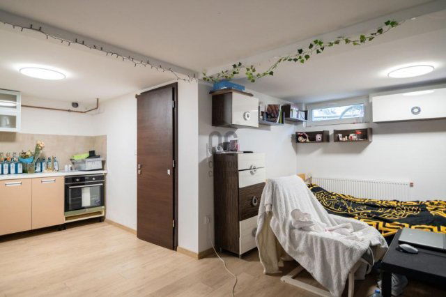 Eladó ikerház, Budapesten, XVIII. kerületben 124.9 M Ft, 5 szobás