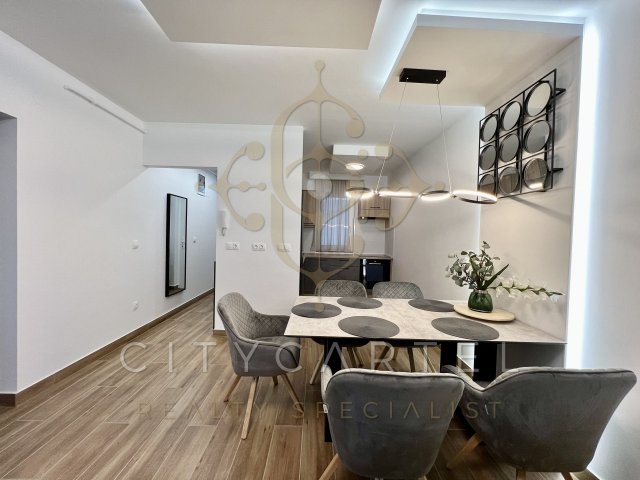 Eladó téglalakás, Zamárdiban 150.6 M Ft, 3 szobás