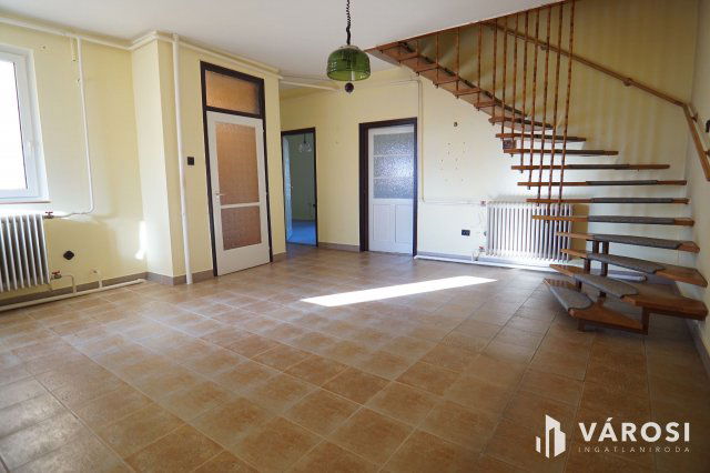 Eladó családi ház, Liszón 52 M Ft, 5 szobás