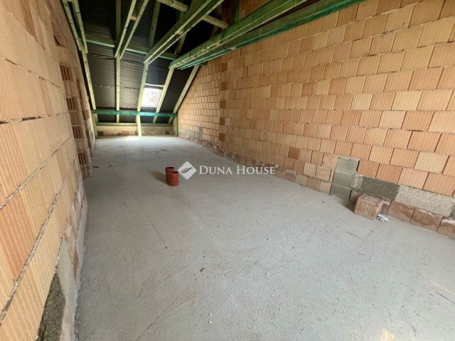 Eladó téglalakás, Zalaegerszegen 62 M Ft, 3 szobás