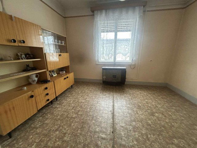 Eladó családi ház, Nagybajomban 29 M Ft, 4 szobás