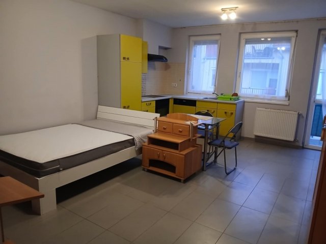 Kiadó téglalakás, albérlet, Debrecenben 170 E Ft / hó, 1 szobás