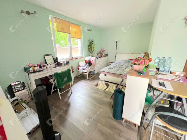 Eladó családi ház, Pilisen 49.5 M Ft, 4 szobás