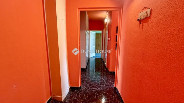 Eladó panellakás, Szegeden, Hajlat utcában 58.5 M Ft, 4 szobás