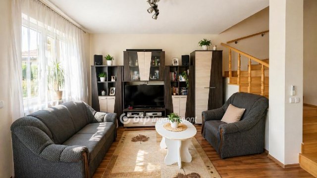 Eladó sorház, Egerben 94.9 M Ft, 4 szobás / költözzbe.hu