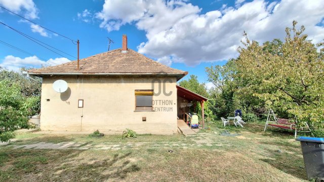 Eladó családi ház, Fácánkerten 23 M Ft, 3 szobás