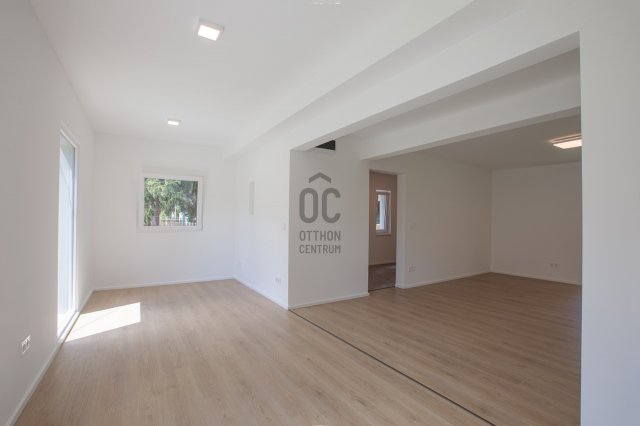 Eladó családi ház, Szigetmonostorban 62.9 M Ft, 2 szobás