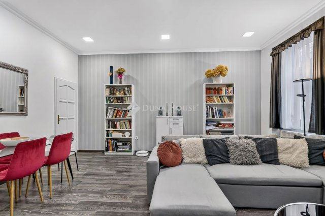 Eladó téglalakás, Budapesten, VI. kerületben 97 M Ft, 2 szobás