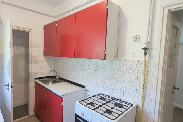 Eladó téglalakás, Szegeden, Barátság utcában 33 M Ft