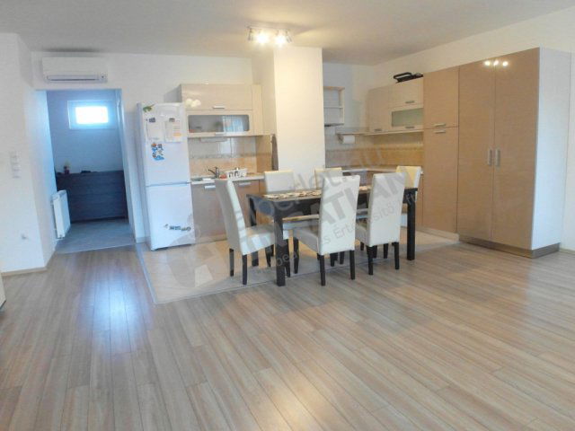 Kiadó téglalakás, albérlet, XI. kerületben, Kondorosi úton