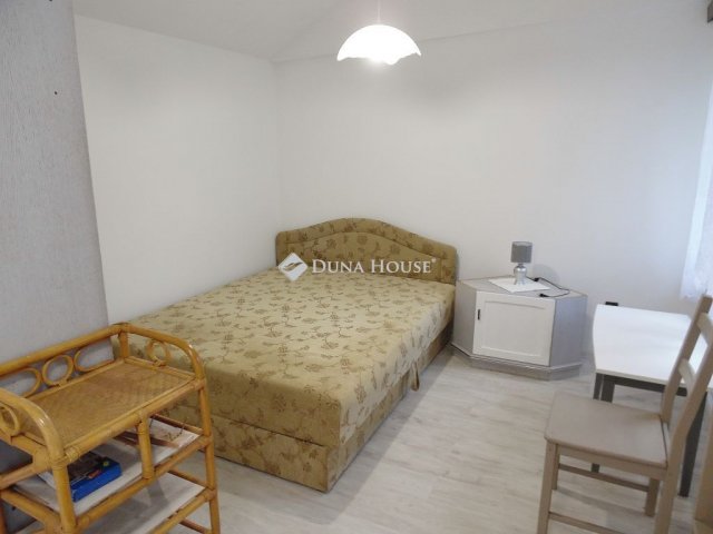 Kiadó családi ház, albérlet, Hajdúhadházon 90 E Ft / hó