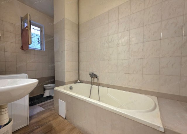 Eladó téglalakás, Budapesten, VIII. kerületben 51.9 M Ft