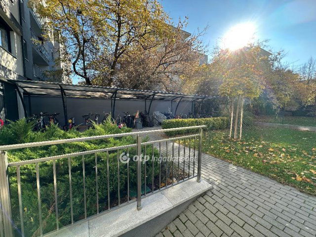 Eladó téglalakás, Budapesten, XIV. kerületben 135 M Ft, 3 szobás