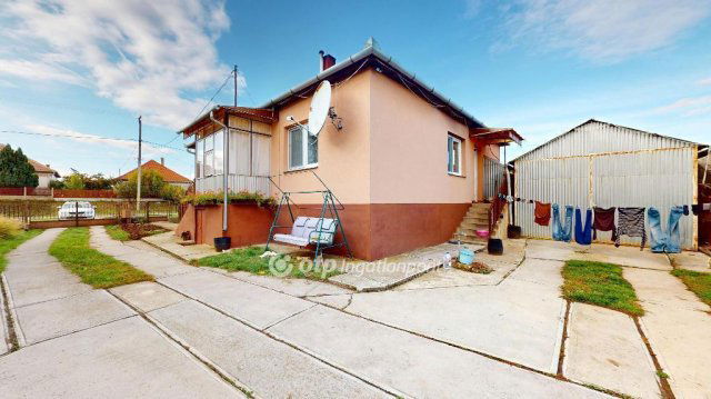 Eladó családi ház, Nagycserkeszen 39.9 M Ft, 3 szobás