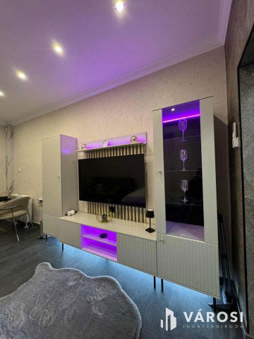 Kiadó panellakás, albérlet, Debrecenben 210 E Ft / hó, 1 szobás