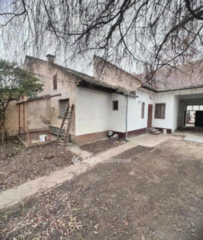 Eladó családi ház, Budapesten, XVIII. kerületben 49.9 M Ft