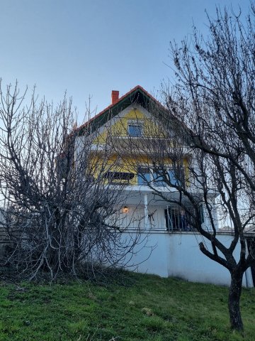 Eladó nyaraló, Balatongyörökön 107.8 M Ft, 3 szobás