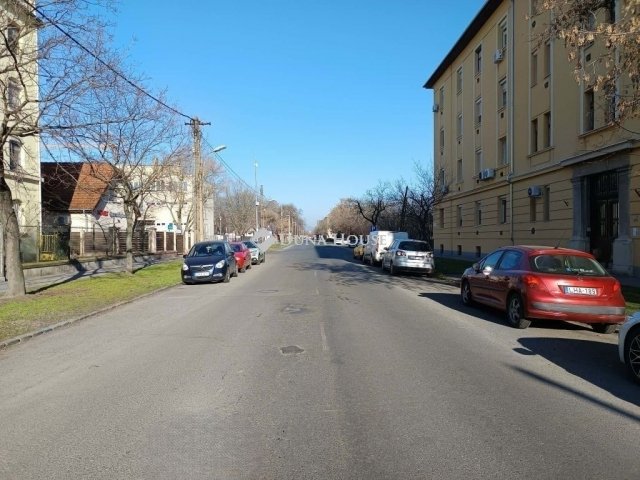 Eladó téglalakás, Budapesten, IX. kerületben 66.9 M Ft, 2 szobás