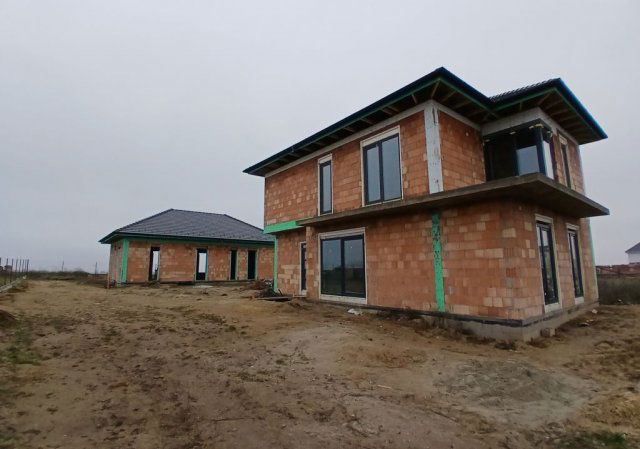 Eladó téglalakás, Gyömrőn 94 M Ft, 4 szobás