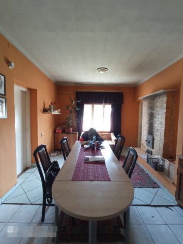 Eladó családi ház, Budapesten, XVI. kerületben, Verőce közben