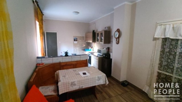 Eladó családi ház, Domaszéken 53.5 M Ft, 5 szobás