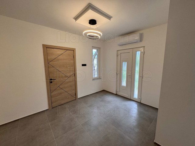Eladó családi ház, Dombóváron 37.5 M Ft, 2+1 szobás