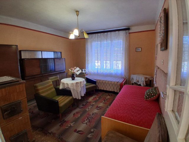 Eladó családi ház, Kányban 37 M Ft, 2 szobás