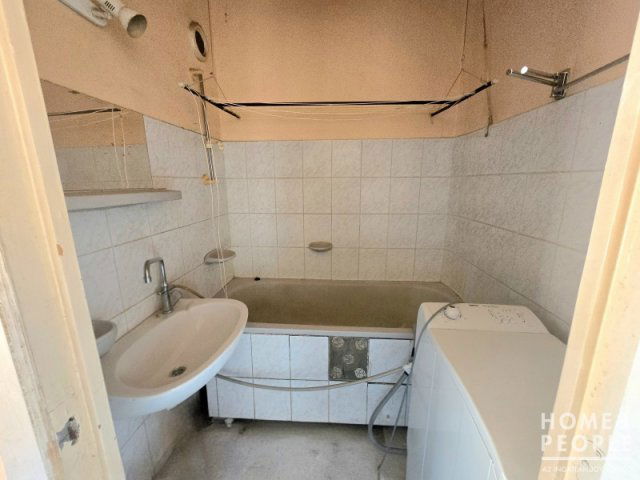 Eladó téglalakás, Szegeden 35.899 M Ft, 1 szobás