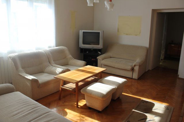 Eladó téglalakás, Kapuváron 49.9 M Ft, 3 szobás