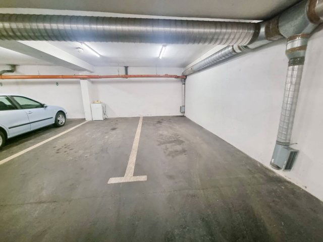 Kiadó garázs, Budapesten, IX. kerületben, Páva utcában