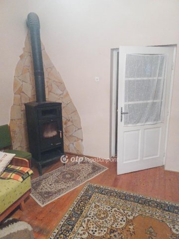 Eladó családi ház, Ramocsaházán 9.5 M Ft, 3 szobás