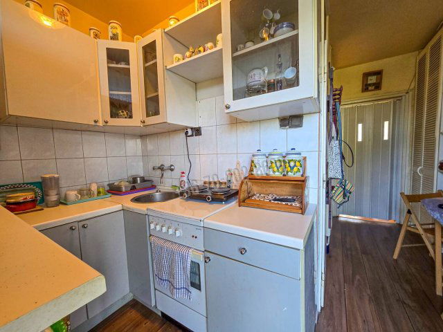 Eladó téglalakás, Budapesten, XVIII. kerületben 43 M Ft