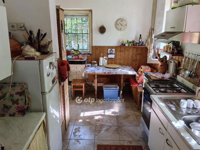 Eladó családi ház, Törökbálinton 679 M Ft, 7 szobás