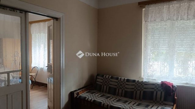 Eladó családi ház, Szentmártonkátán 38.9 M Ft, 3 szobás